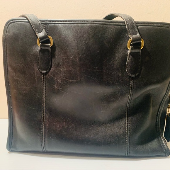 Coach Vintage Classic Compartment Shoulder/Tote Black Glovetanned Leather - Picture 2 of 13